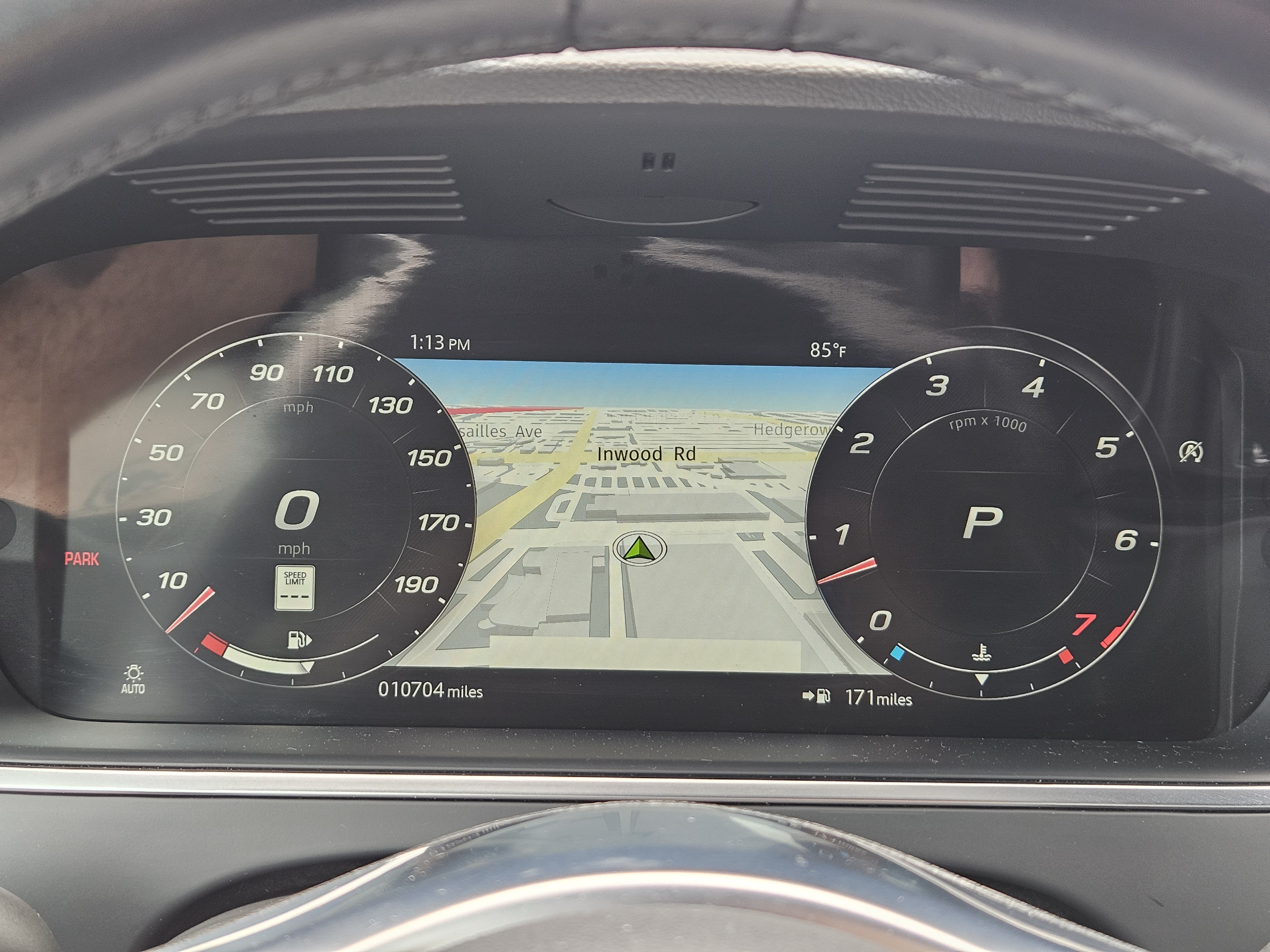 Used 2024 Jaguar F-TYPE R-Dynamic RWD image 17