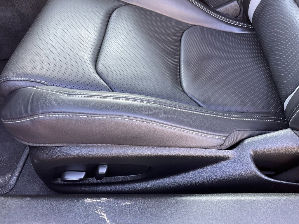 Used 2024 Chevrolet Camaro LT image 11