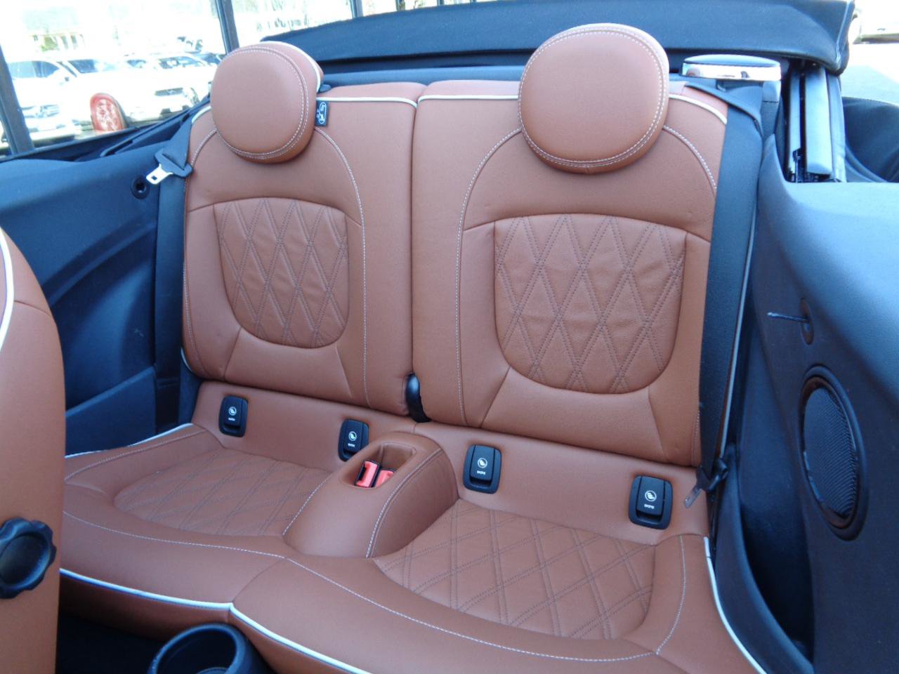 Used 2021 MINI Cooper S w/ Signature Upholstery Package image 18