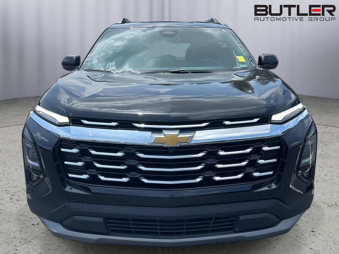 Used 2025 Chevrolet Equinox LT w/ Convenience Package II FWD image 8