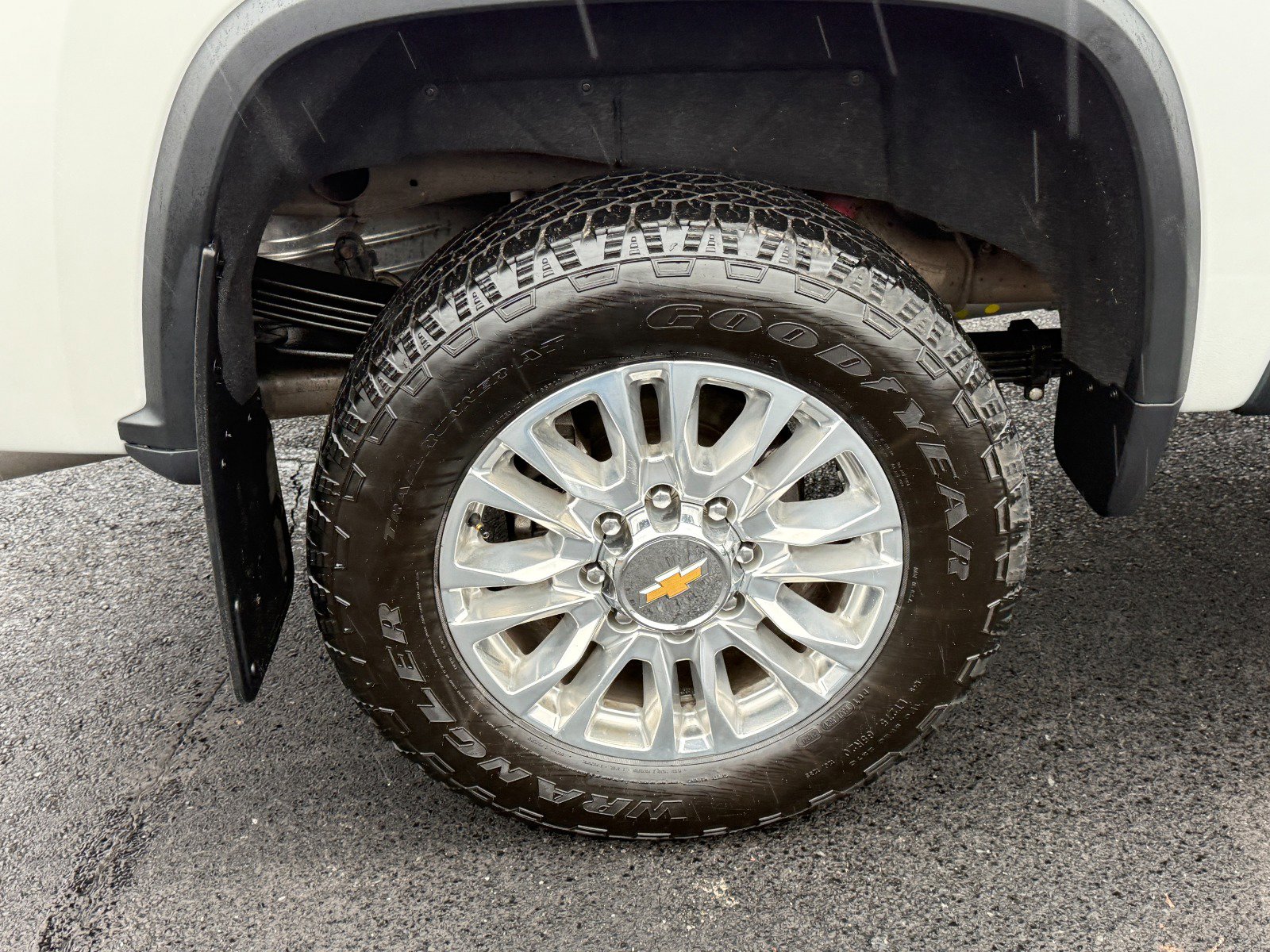 Used 2022 Chevrolet Silverado 2500 High Country w/ Z71 Off-Road Package image 11