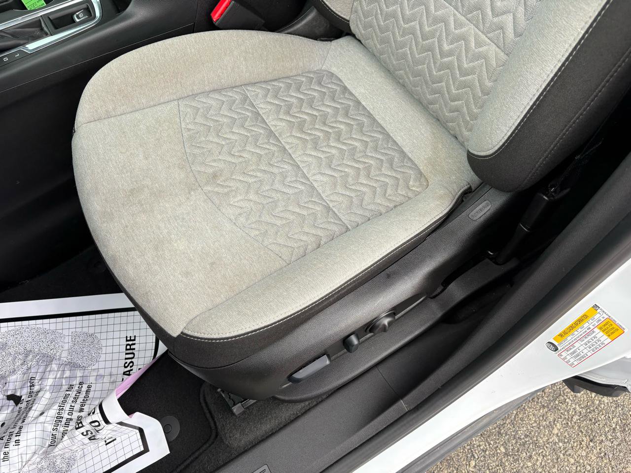 Used 2024 Chevrolet Equinox LS w/ LS Convenience Package image 15