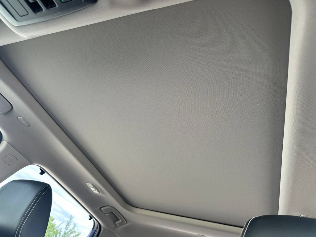 Used 2023 Nissan Rogue SL w/ SL Premium Package FWD image 50