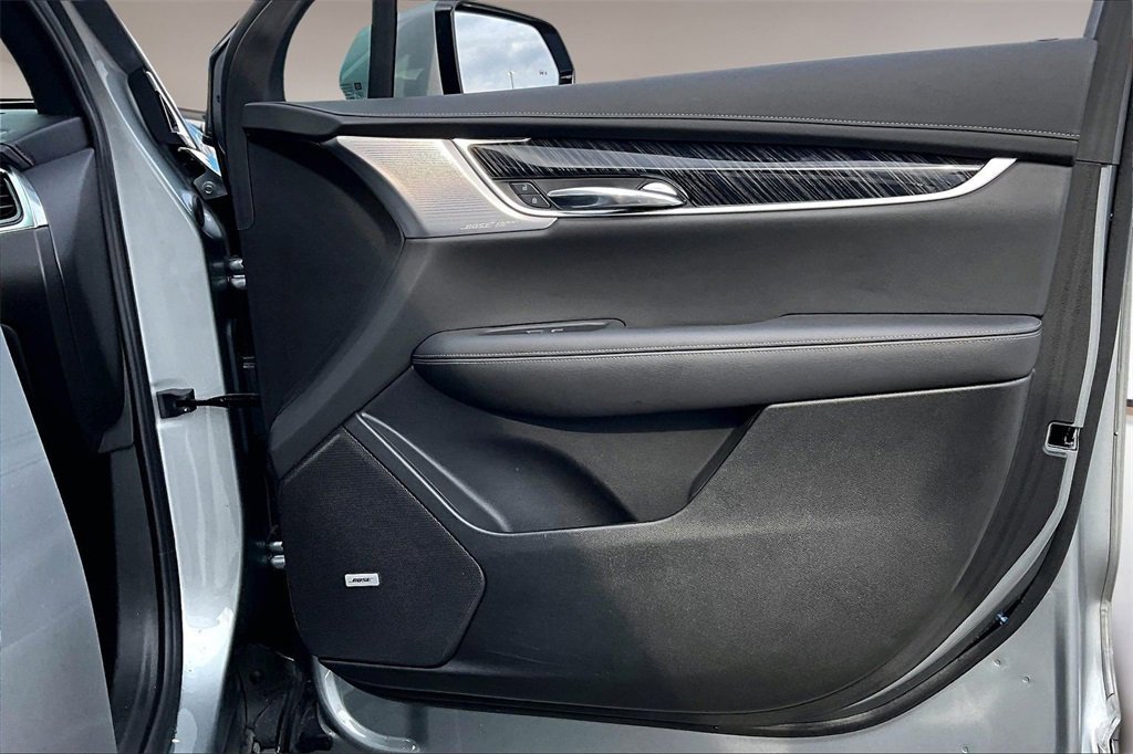 Certified 2025 Cadillac XT6 Premium Luxury image 19