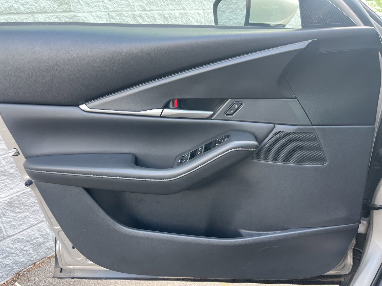 Certified 2022 MAZDA CX-30 AWD 2.5 S w/ Select Package image 11