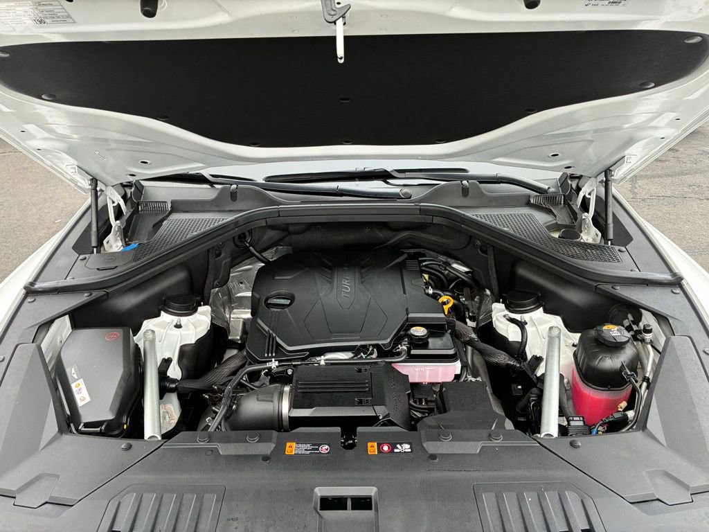 Used 2025 Genesis GV80 2.5T image 10