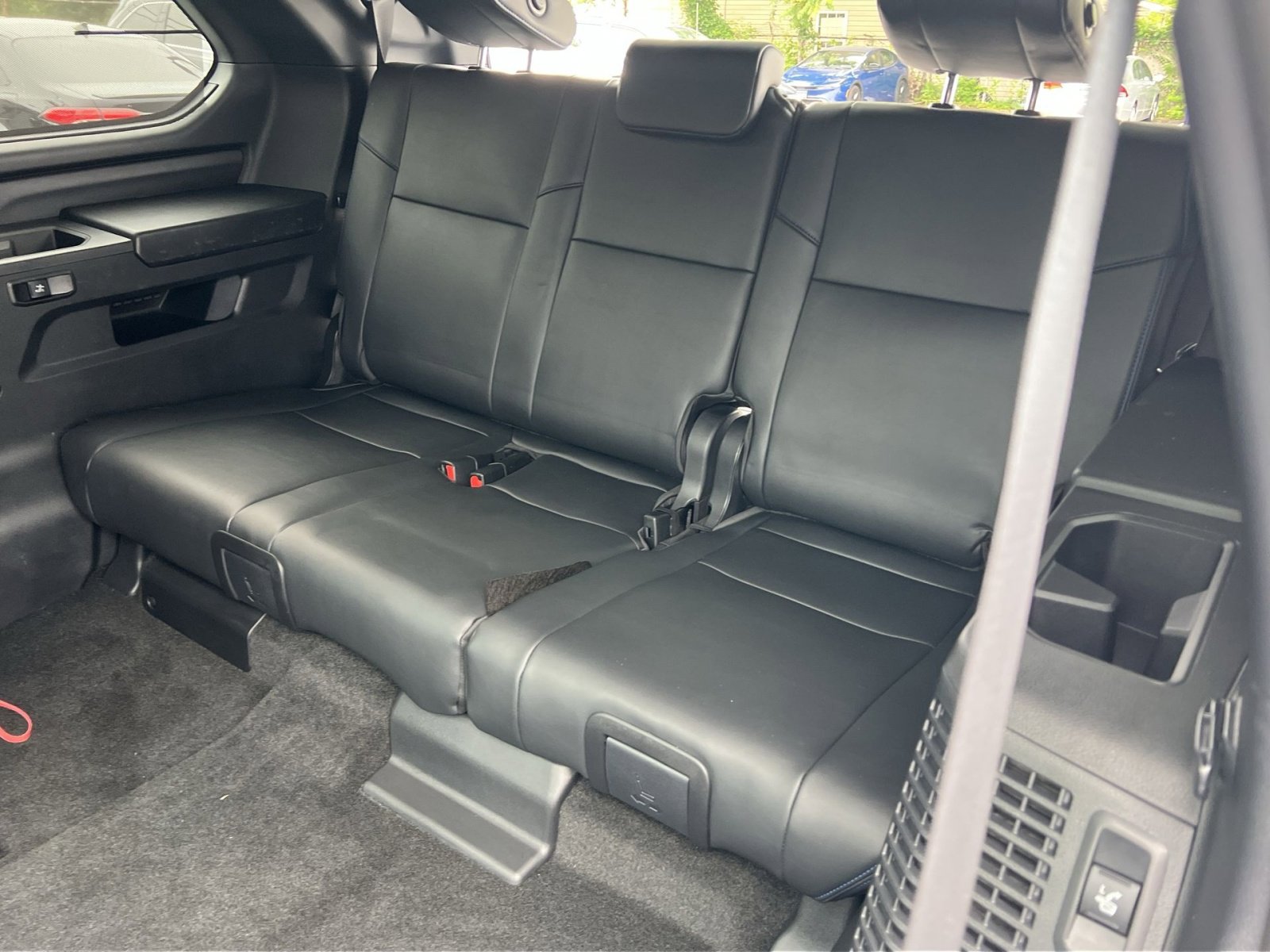 Used 2023 Toyota Sequoia Platinum AWD/4WD image 32