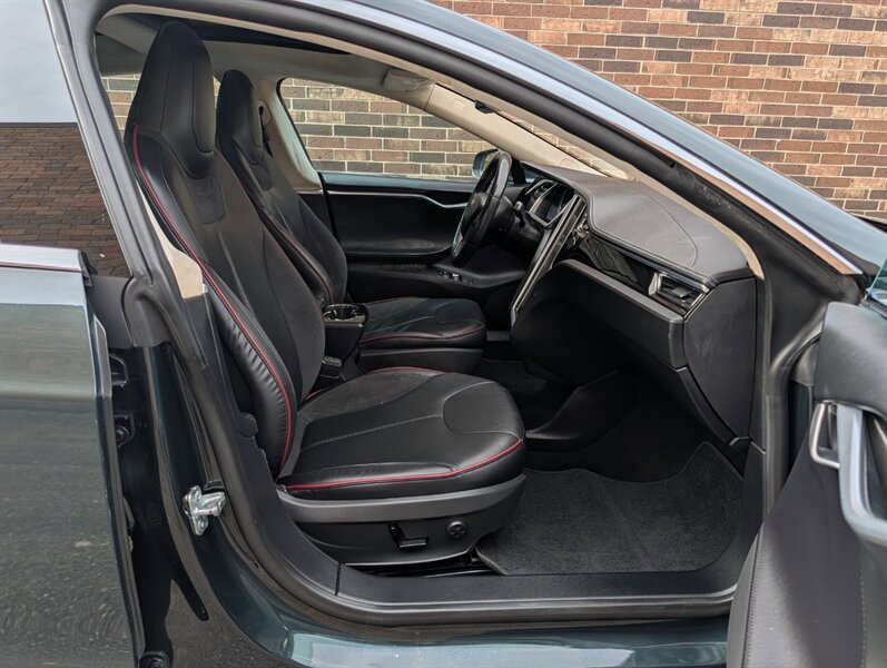 Used 2012 Tesla Model S Signature Performance RWD image 25