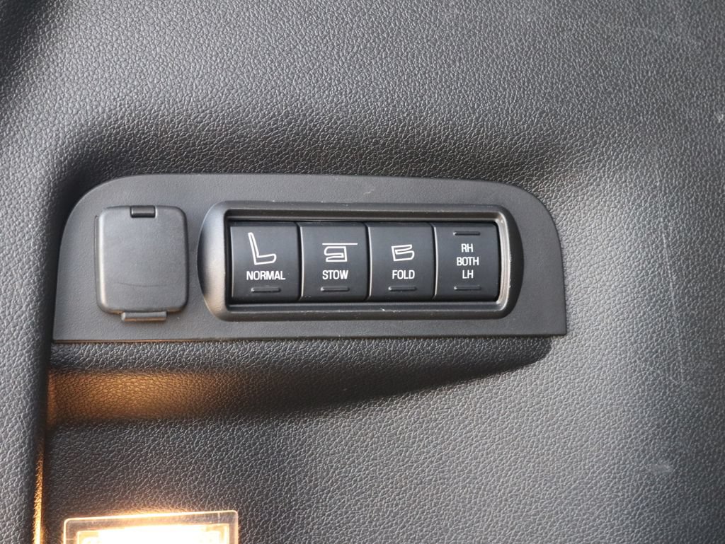 Used 2017 Ford Explorer Platinum AWD/4WD image 36