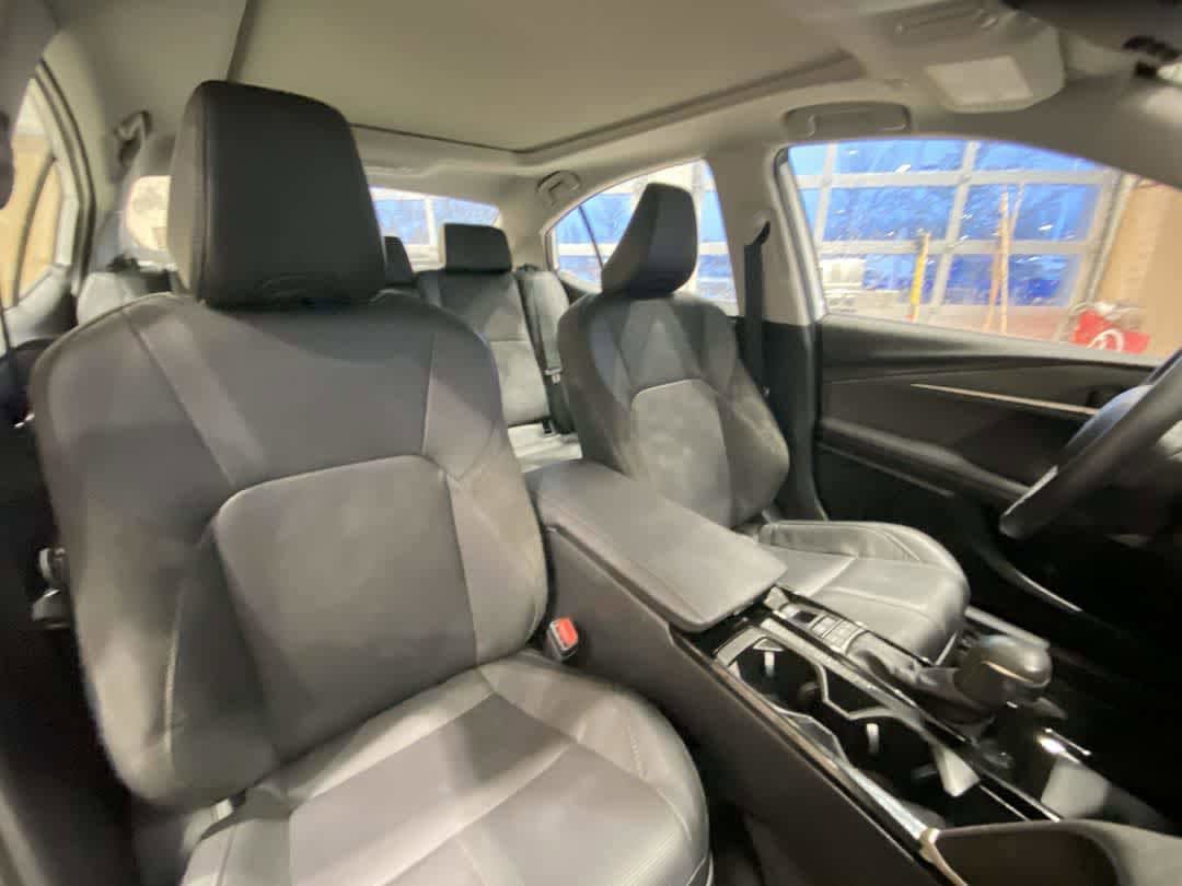 Certified 2025 Toyota Camry XLE AWD/4WD image 27