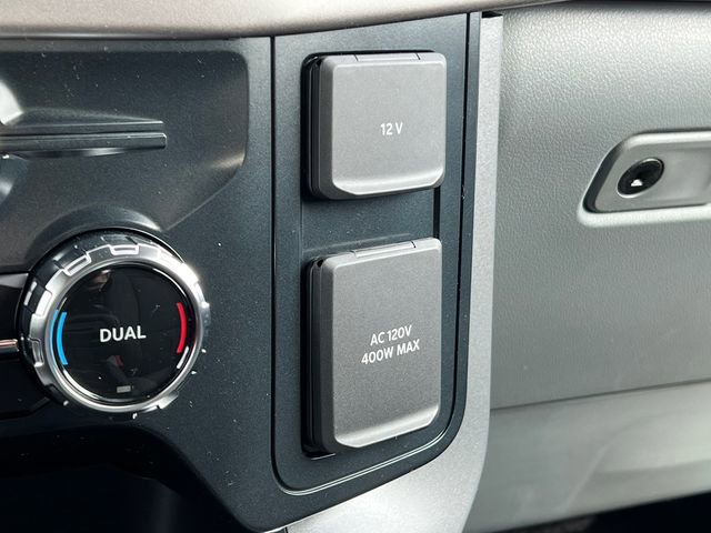 New 2026 Ford F150 XLT w/ XLT Chrome Appearance Package image 32