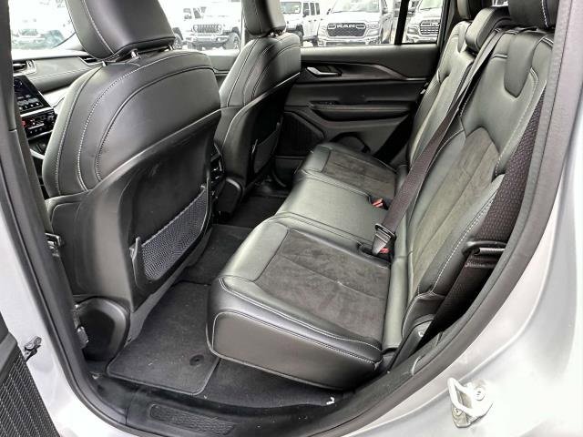 Certified 2023 Jeep Grand Cherokee Altitude image 12