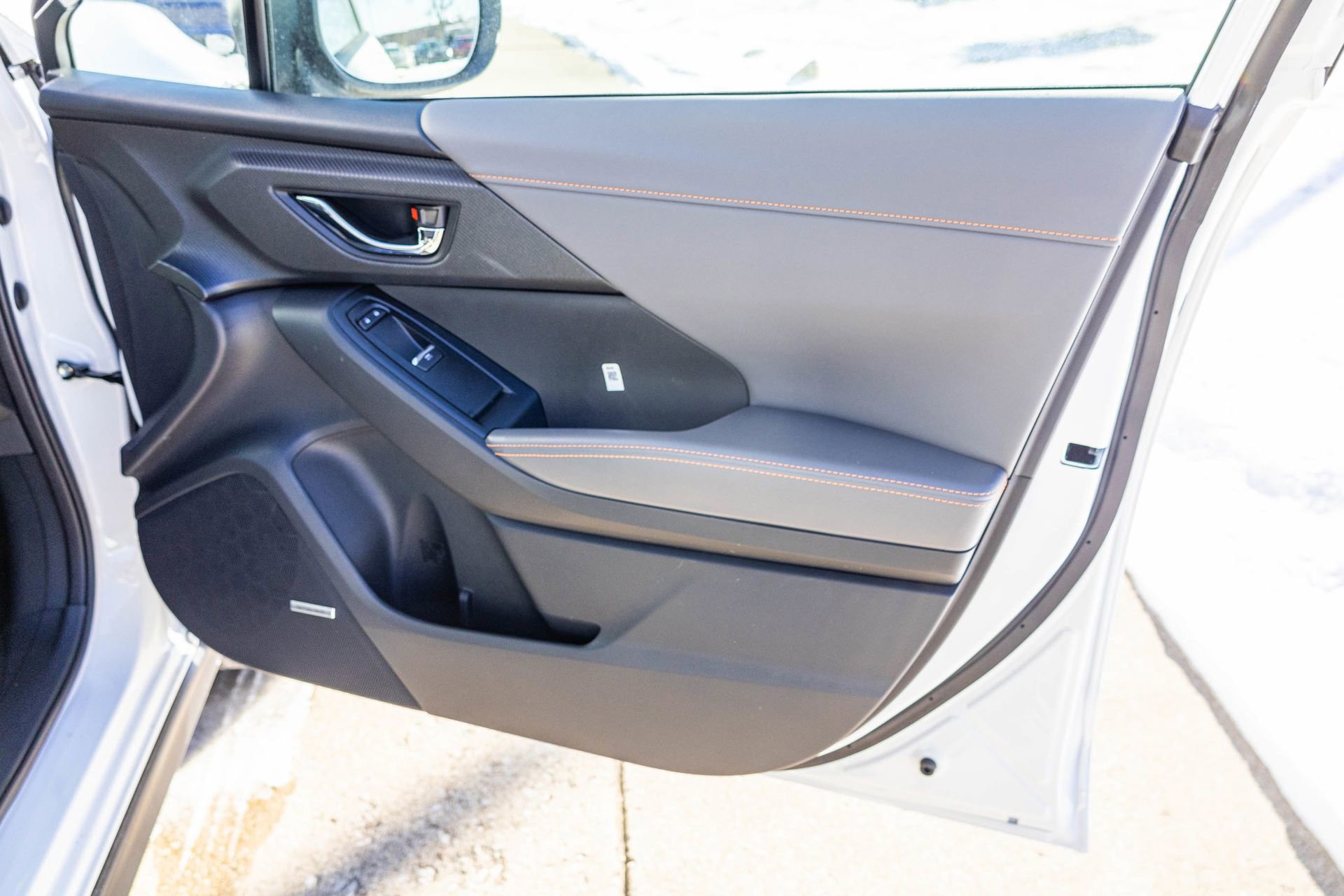 Used 2025 Subaru Crosstrek 2.5i Limited w/ Crosstrek Mirror Package image 35