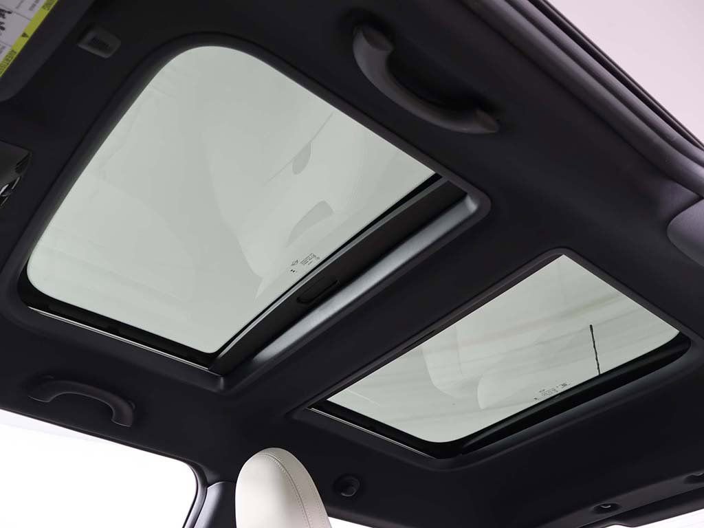 Used 2025 MINI Cooper S image 18