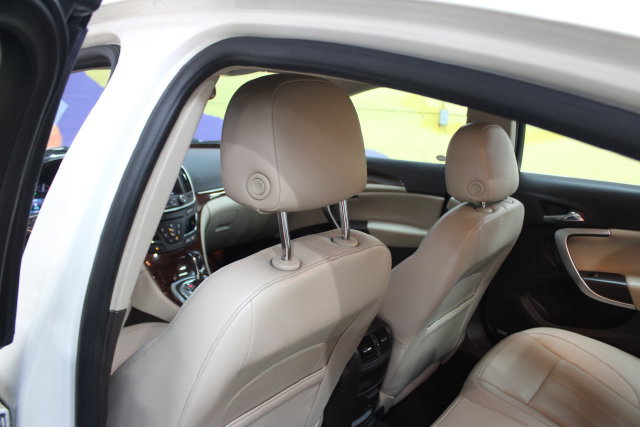 Used 2014 Buick Regal Premium FWD image 10