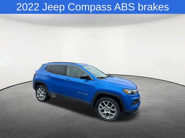 Used 2022 Jeep Compass Latitude image 18