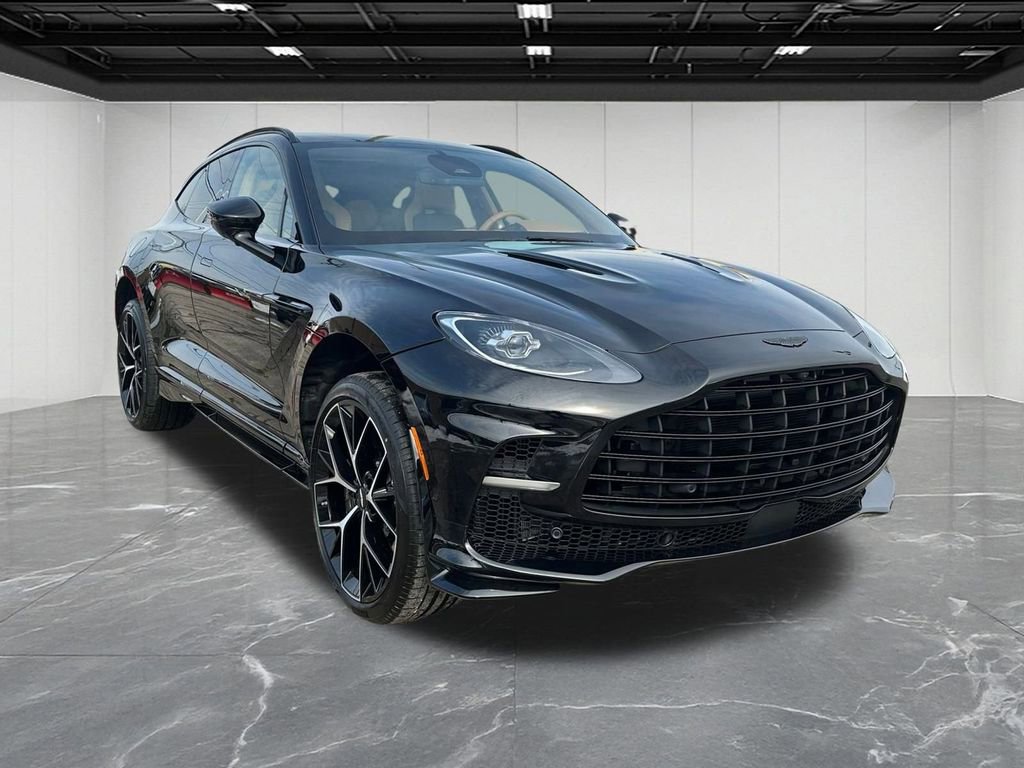 New 2026 Aston Martin DBX 707 image 12