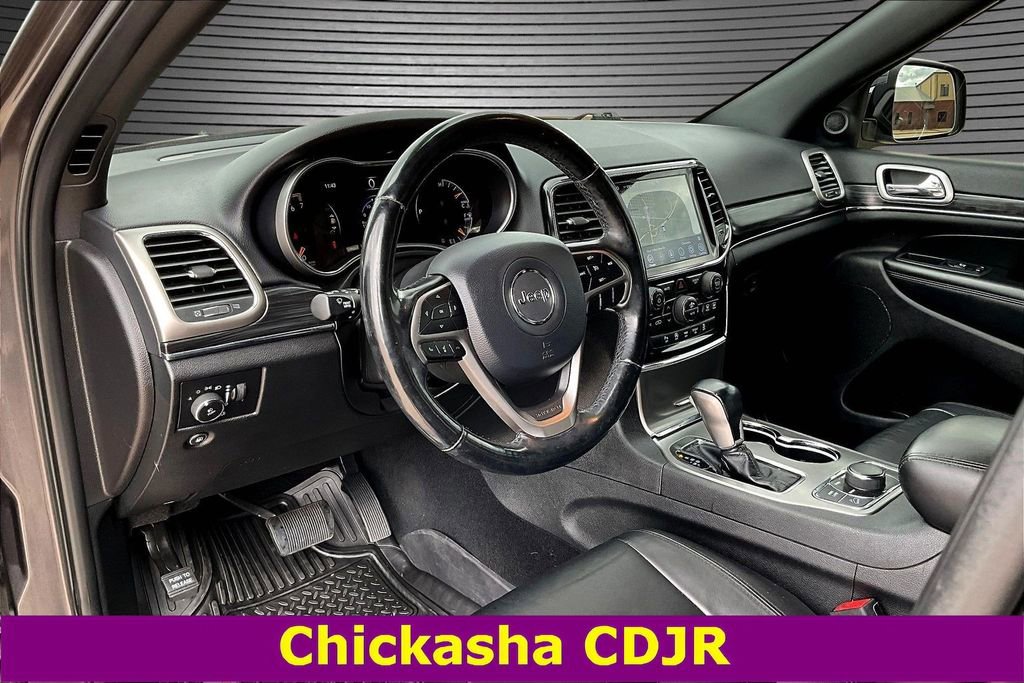 Used 2020 Jeep Grand Cherokee Limited w/ Trailer Tow Group IV image 16