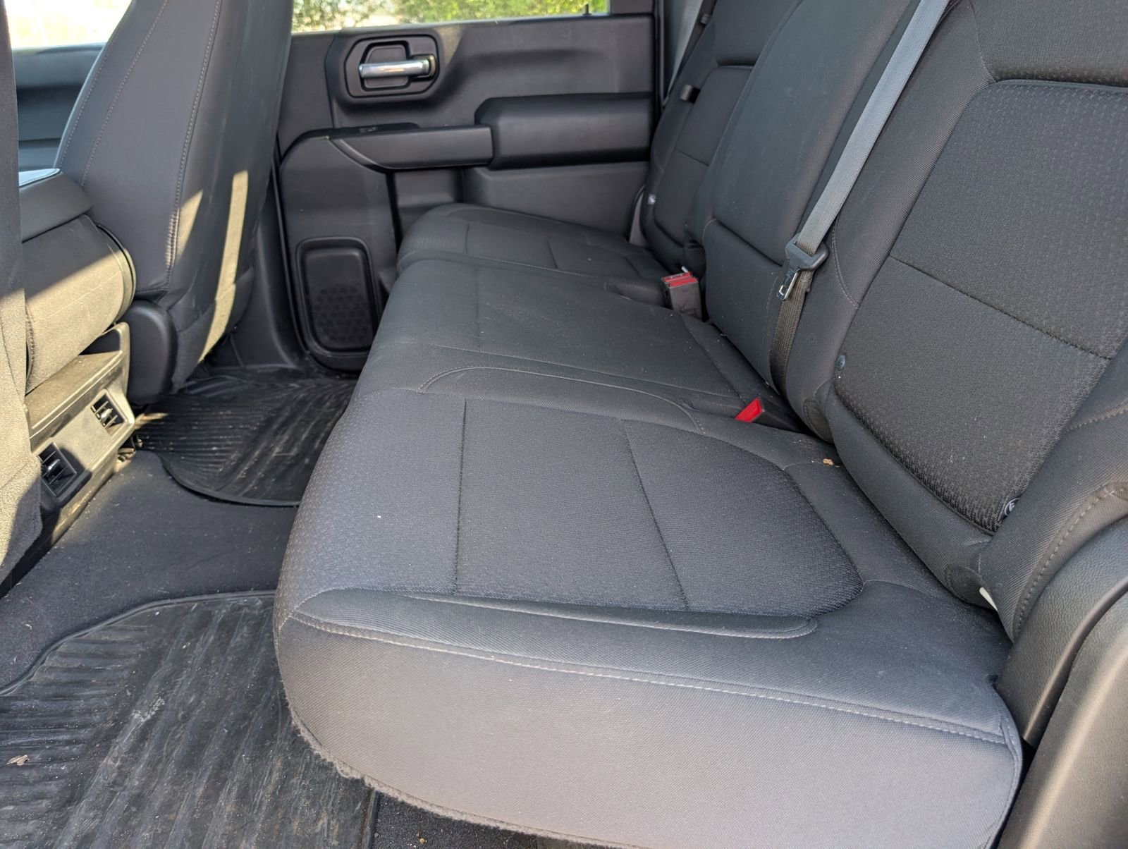 Used 2023 Chevrolet Silverado 2500 Custom w/ Custom Value Package image 9