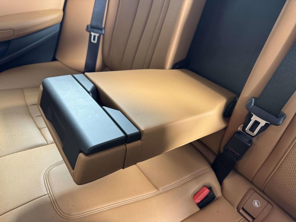 Used 2022 BMW 530i xDrive w/ Convenience Package AWD/4WD image 33