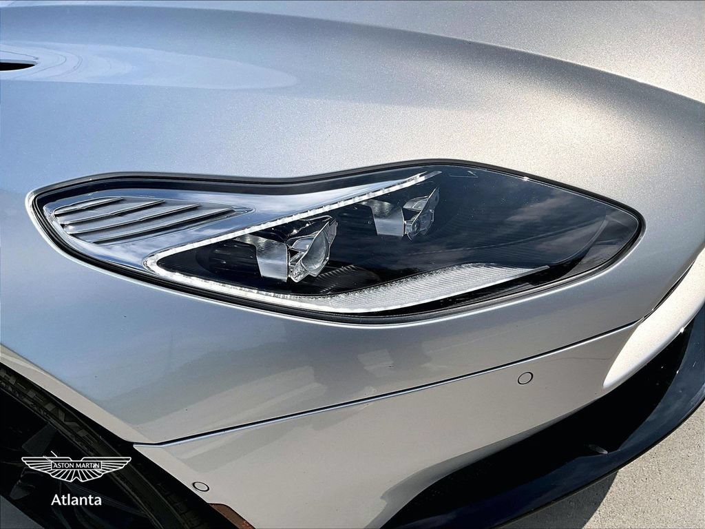 Used 2018 Aston Martin DB11 V12 RWD image 22