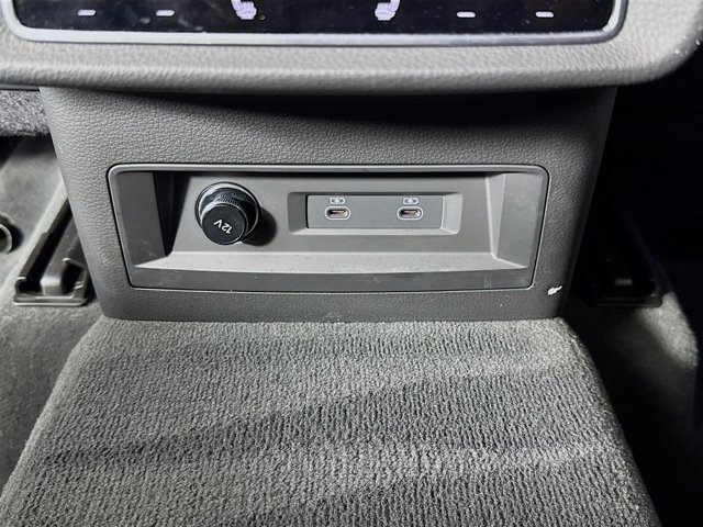 Used 2023 Audi SQ8 Prestige w/ Prestige Package image 28