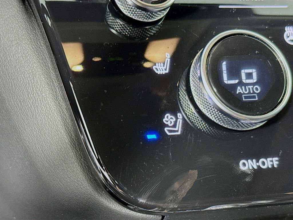 Certified 2026 INFINITI QX60 Luxe w/ Cargo Package AWD/4WD image 21