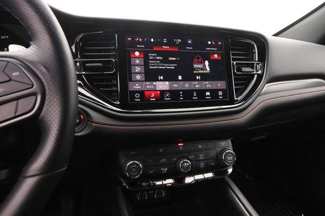 Used 2025 Dodge Durango GT image 17