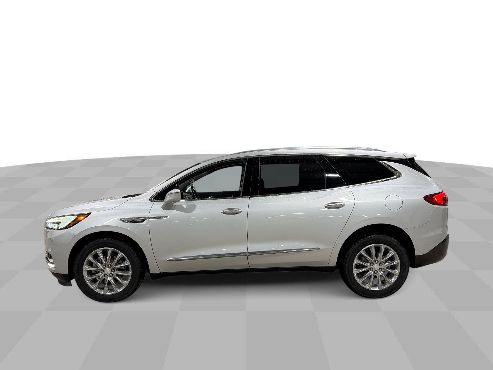Used 2019 Buick Enclave Essence AWD/4WD image 6