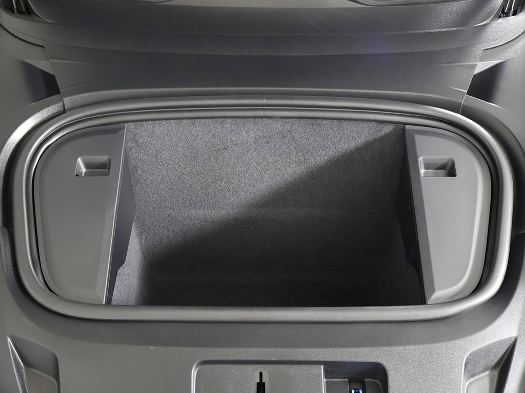 Used 2021 Porsche Taycan Turbo image 22