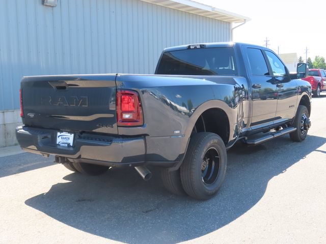 New 2026 RAM 3500 Big Horn AWD/4WD image 3