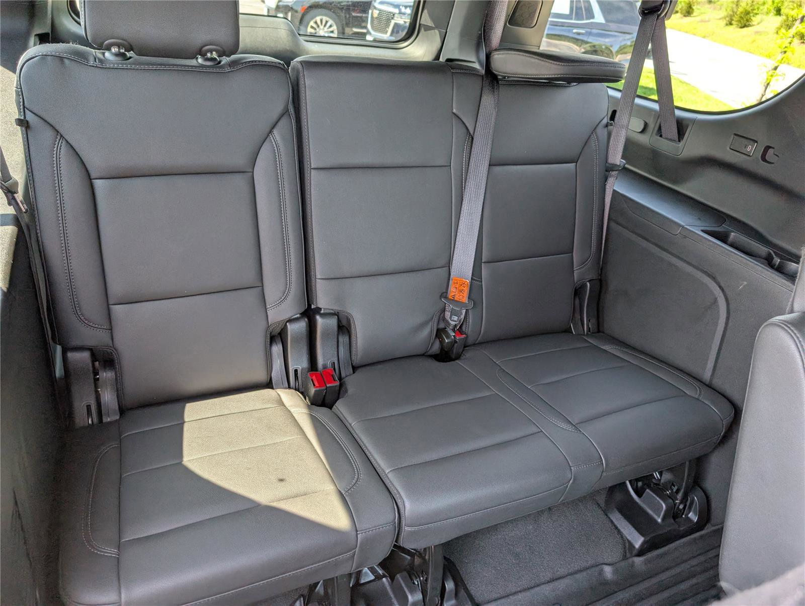 Used 2024 Chevrolet Suburban Z71 AWD/4WD image 13
