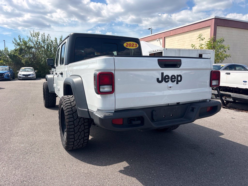 Used 2023 Jeep Gladiator Sport AWD/4WD image 5