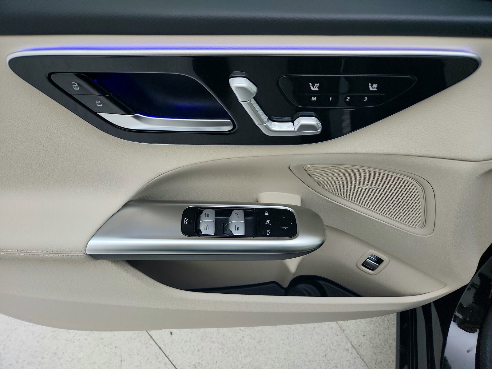 Certified 2025 Mercedes-Benz C 300 Sedan image 19