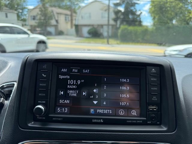 Used 2019 Dodge Grand Caravan SE w/ UConnect Hands-Free Group image 36