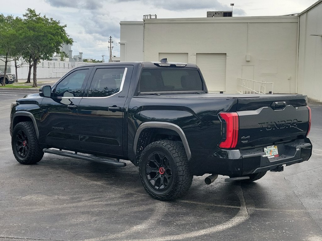 Used 2023 Toyota Tundra Limited w/ Power Package AWD/4WD image 10