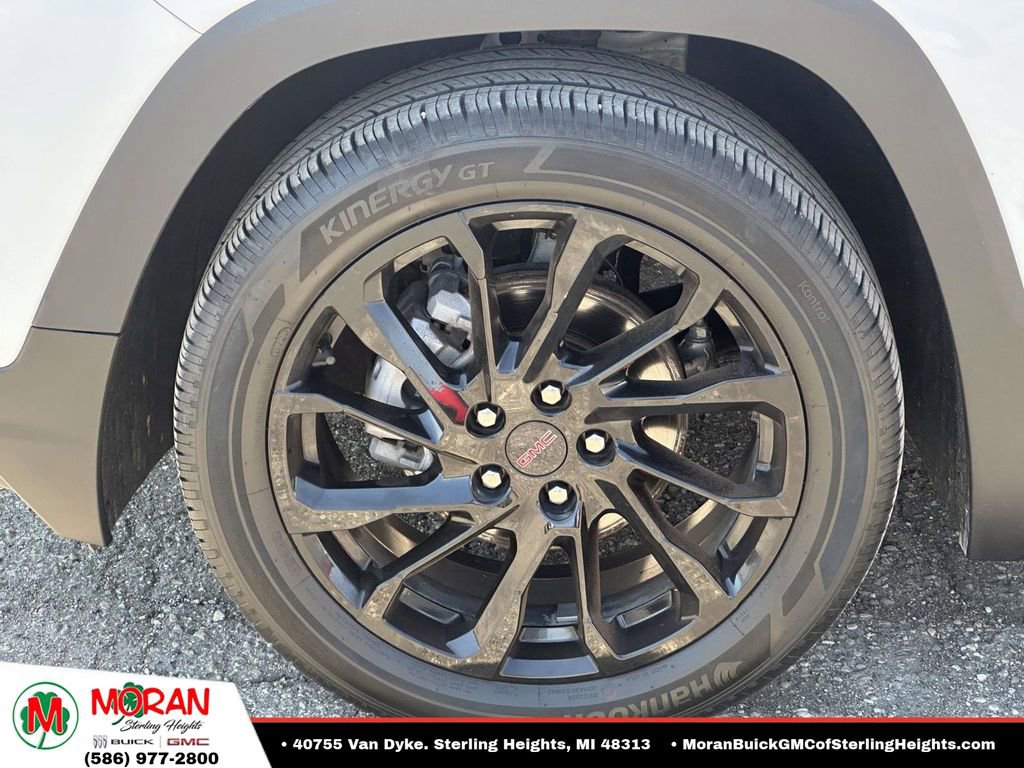 Certified 2023 GMC Terrain SLE w/ Driver Convenience Package FWD image 9