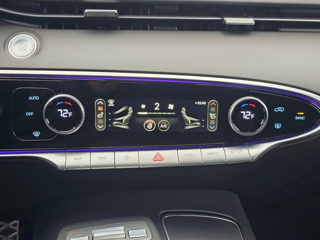 Certified 2025 Genesis GV70 3.5T Sport w/ Sport Advanced Package image 16