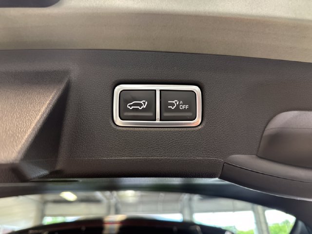 Used 2025 Kia Sorento SX AWD/4WD image 29