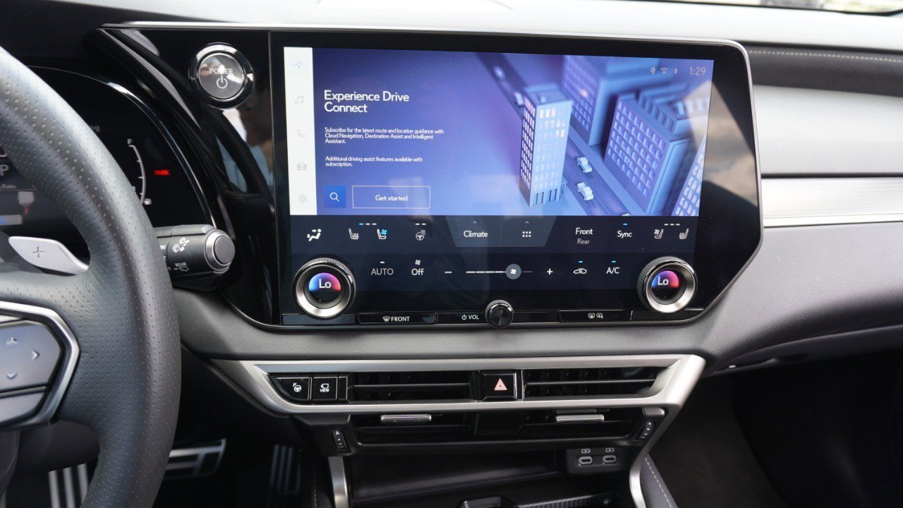 Used 2023 Lexus RX 500h F Sport w/ Accessory Package (Z1) image 15