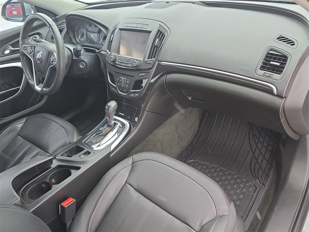 Certified 2017 Buick Regal Sport Touring image 30