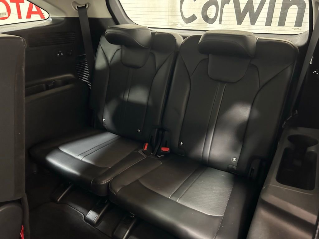 Used 2024 Kia Sorento S image 23