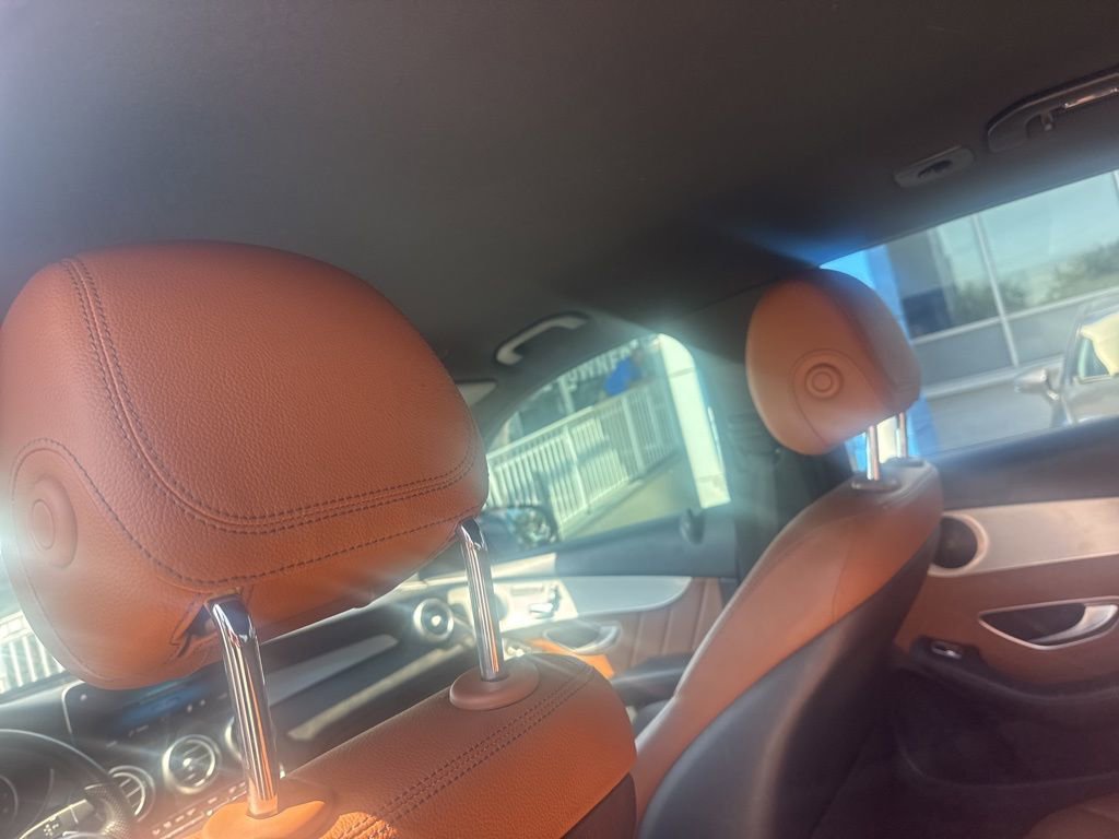 Used 2021 Mercedes-Benz GLC 300 image 15