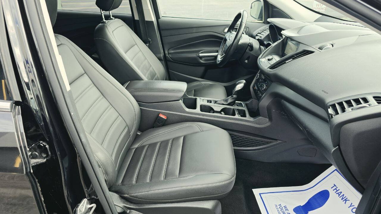 Used 2019 Ford Escape SEL AWD/4WD image 15
