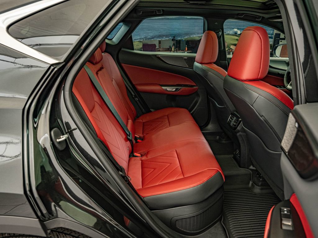 Certified 2025 Lexus NX 350h AWD w/ Accessory Package (2T) image 33