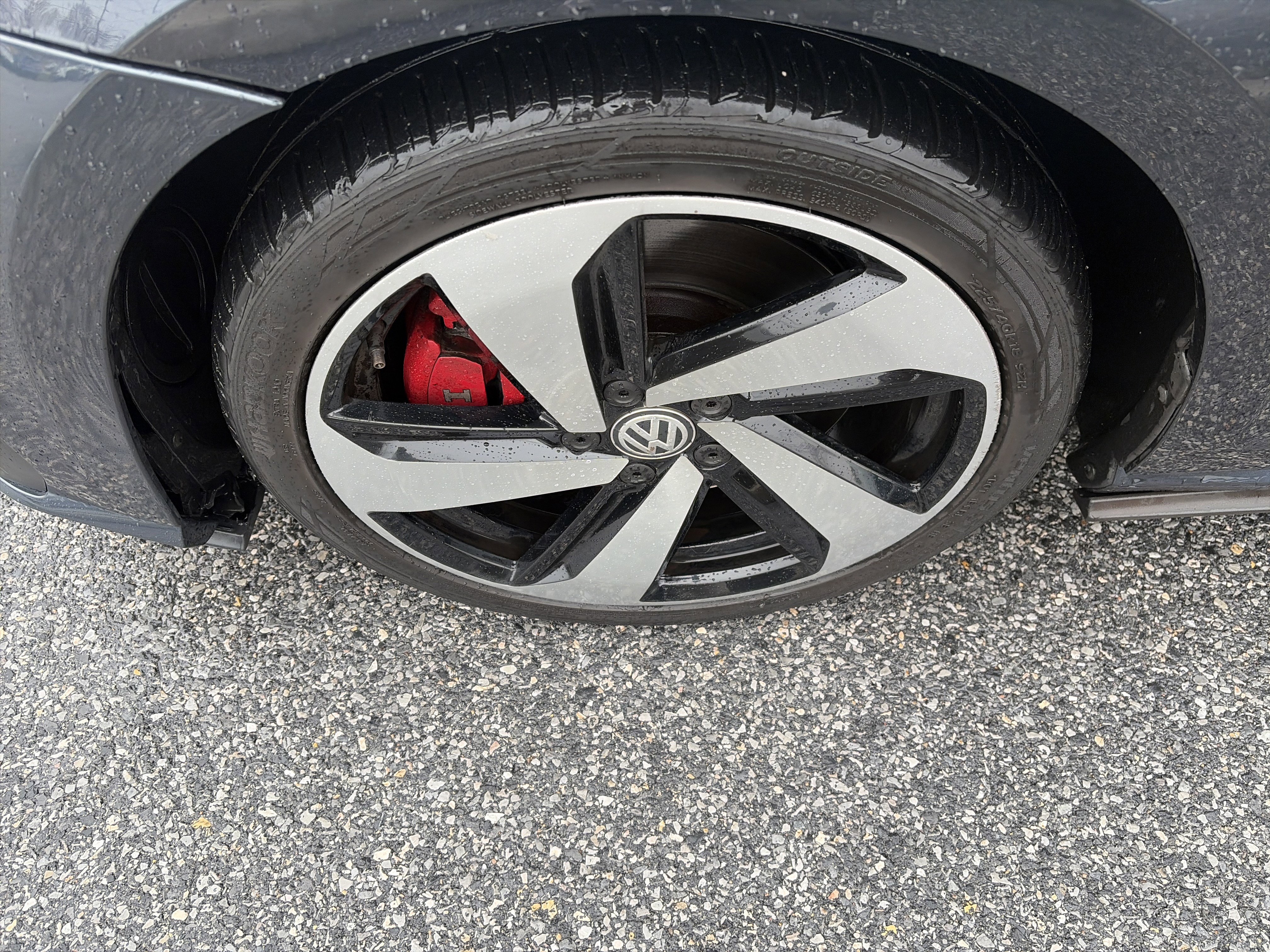 Used 2018 Volkswagen GTI S image 10