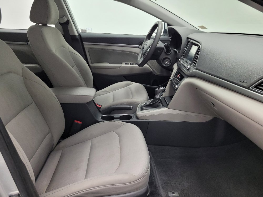 Used 2017 Hyundai Elantra SE image 21