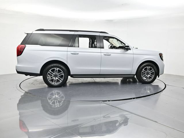 Certified 2025 Ford Expedition Max Active AWD/4WD image 2