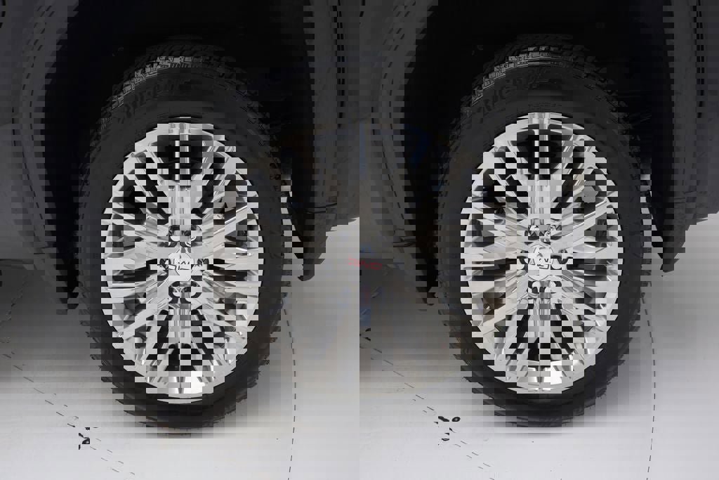 Used 2022 GMC Sierra 1500 Denali w/ Denali Reserve Package image 15