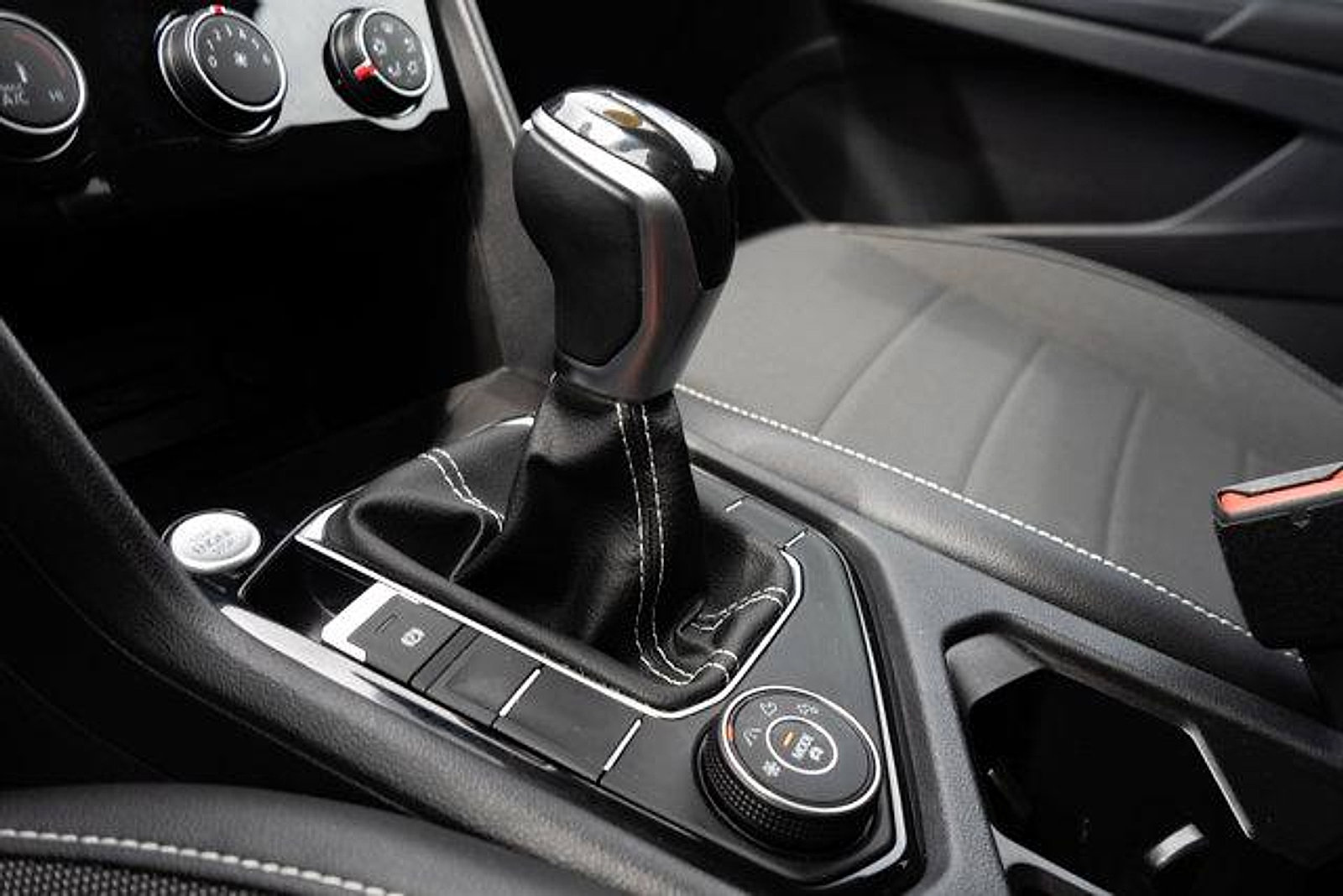 Certified 2023 Volkswagen Taos SE AWD/4WD image 20